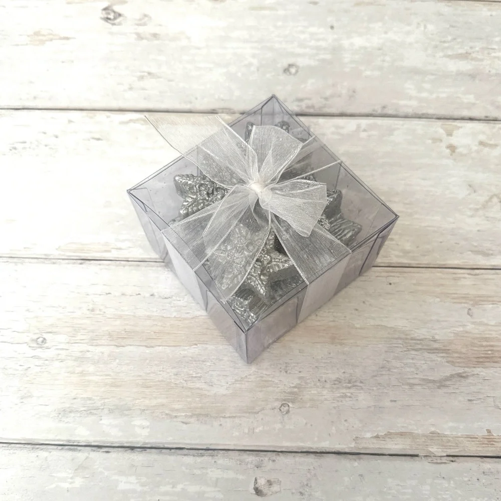 Christmas Snowflake Candles Gift Set Includes Seasonal Winter Snow Flakes NEW